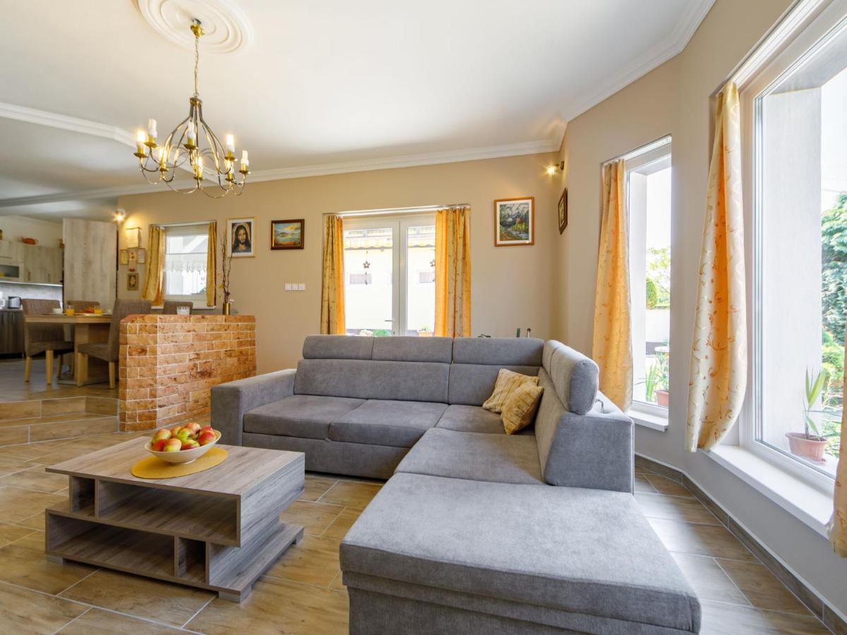 Holiday Home Ildiko By Interhome บาลาตอนแลลเล ภายนอก รูปภาพ