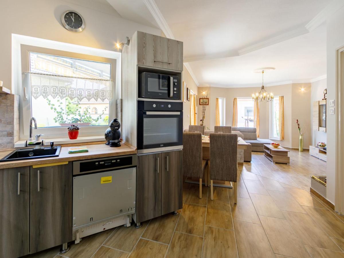 Holiday Home Ildiko By Interhome บาลาตอนแลลเล ภายนอก รูปภาพ